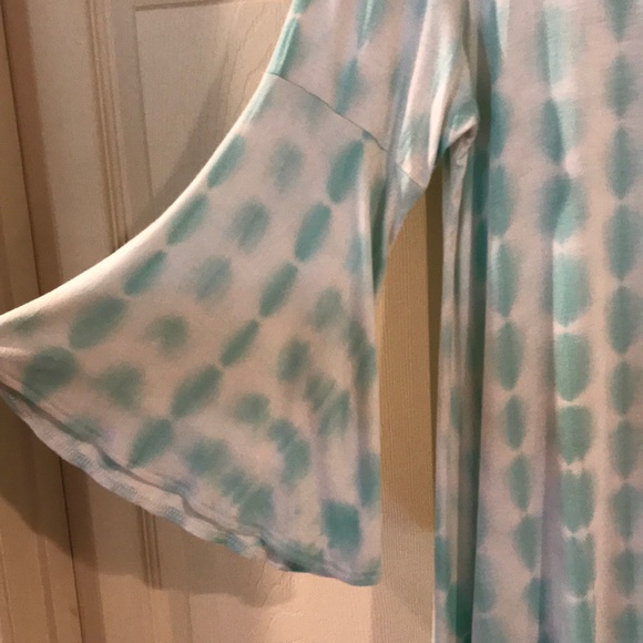 Bell sleeve tie dye dress - Picture 2 of 5